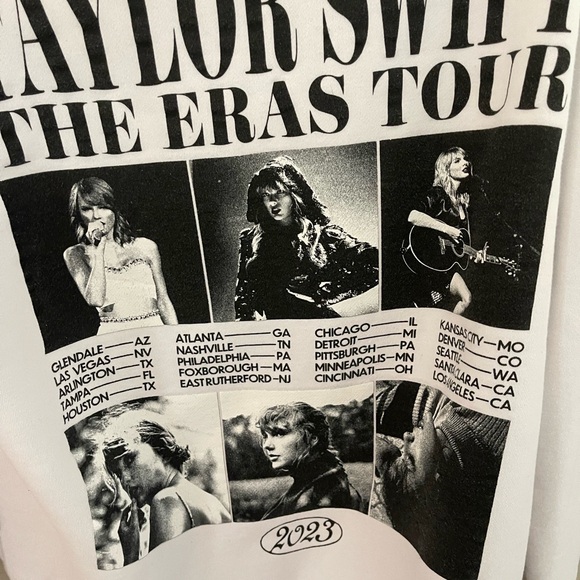 White Taylor Swift merchandise from concert - Picture 2 of 4